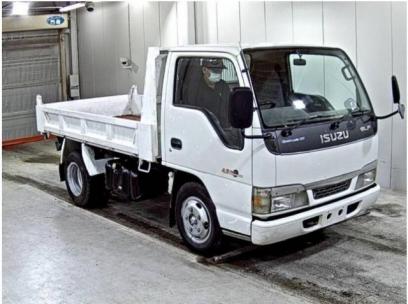Isuzu ELF Truck